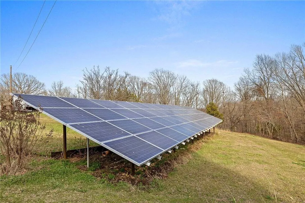 660 Pendergraft Rd, Noel, MO 64854