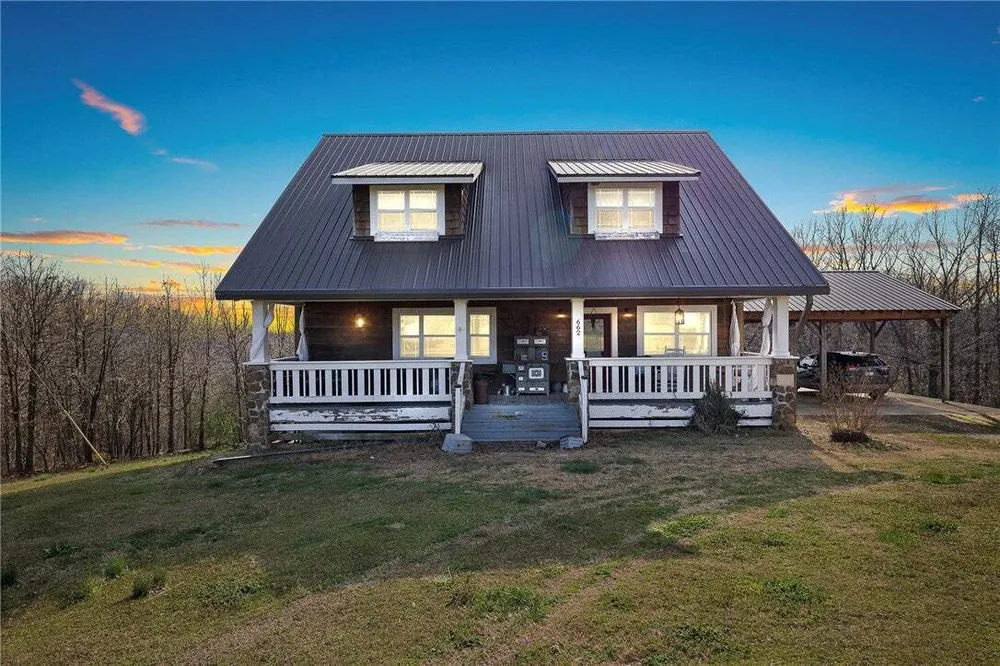 660 Pendergraft Rd, Noel, MO 64854