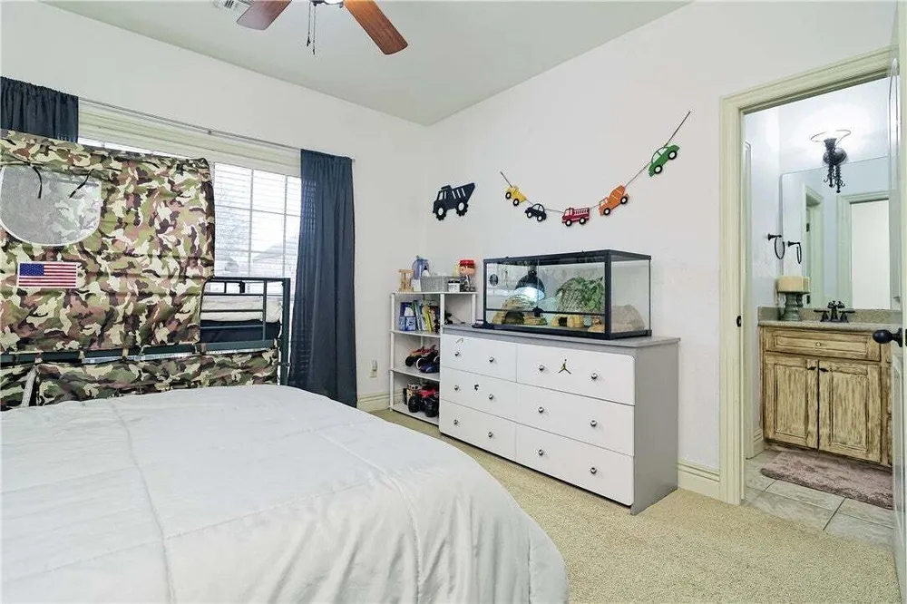 2680 Charismatic Ave, Springdale, AR 72762