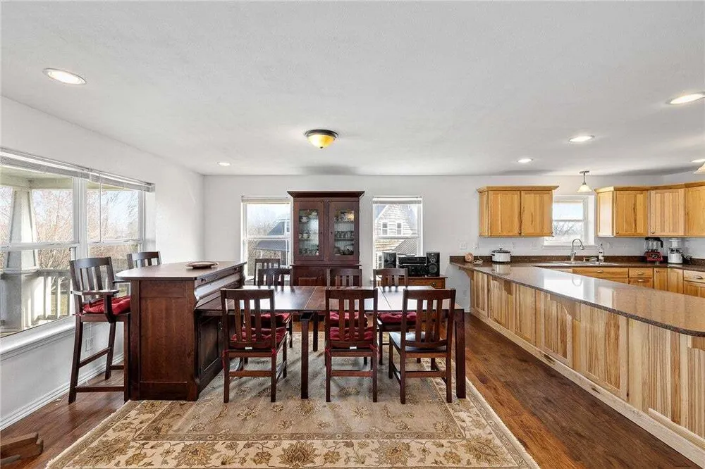 660 Pendergraft Rd, Noel, MO 64854