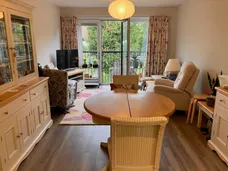 Old Schools Lane, Epsom, KT17 photo 1