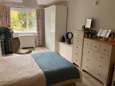 Old Schools Lane, Epsom, KT17 photo 5