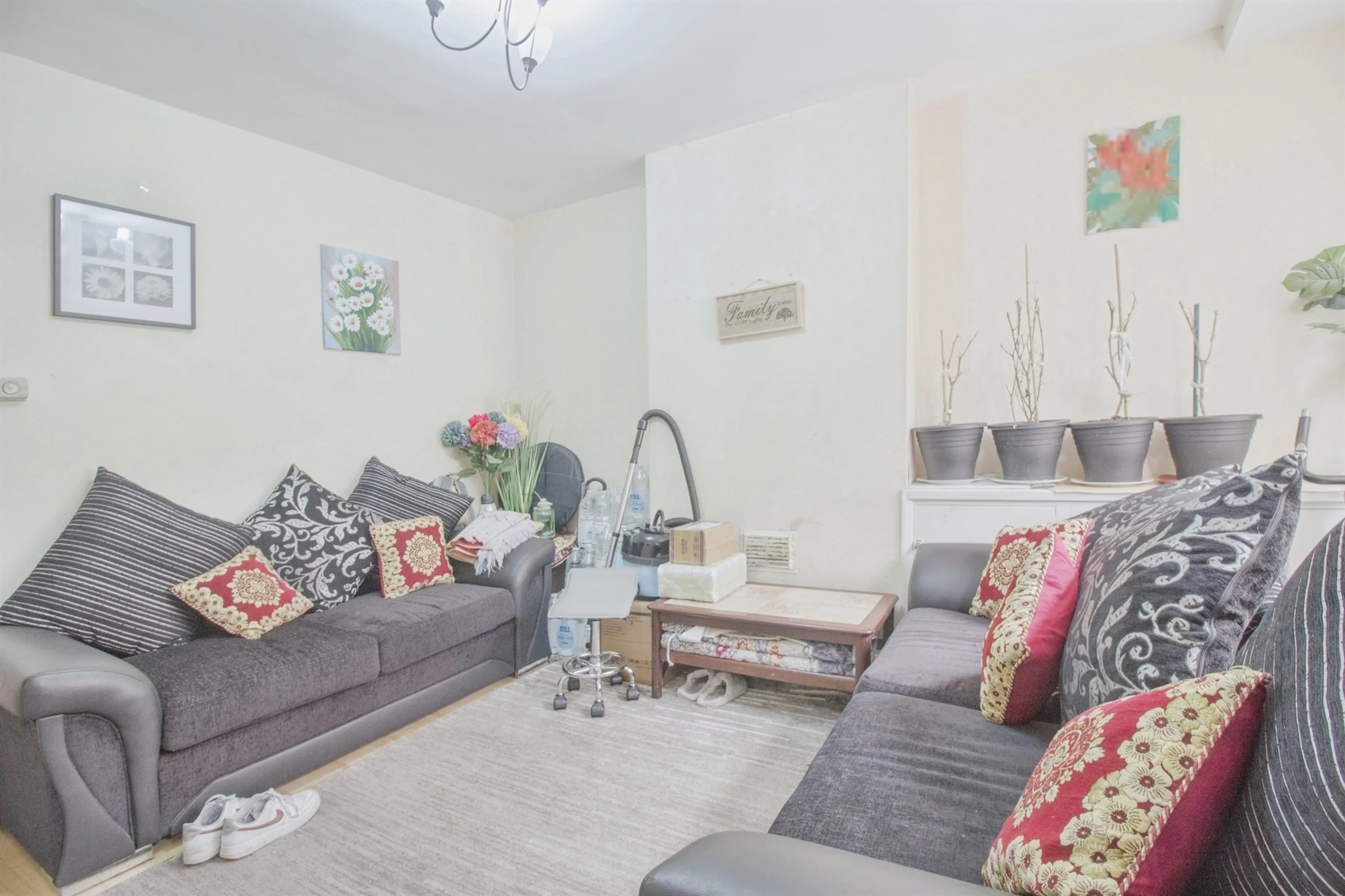 Property at Guthlaxton Avenue, LEICESTER