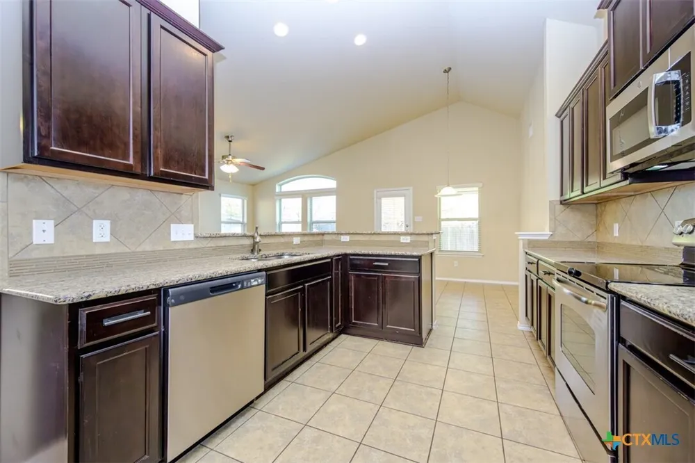 7012 Cokui Dr, Killeen, TX 76542