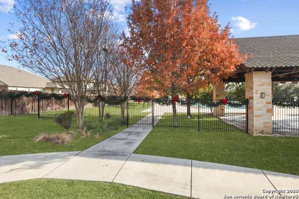 219 Lucchese St, San Antonio, TX 78253