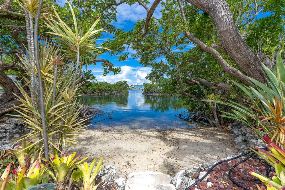 1466 Overseas Hwy, Marathon, FL 33050