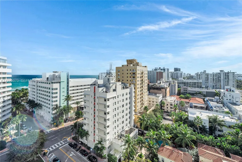 3200 Collins Ave, Miami Beach, FL 33140