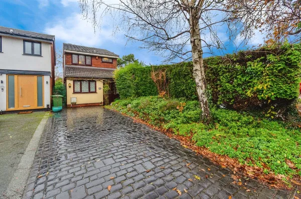 Lucknow Road, WILLENHALL, West Midlan...