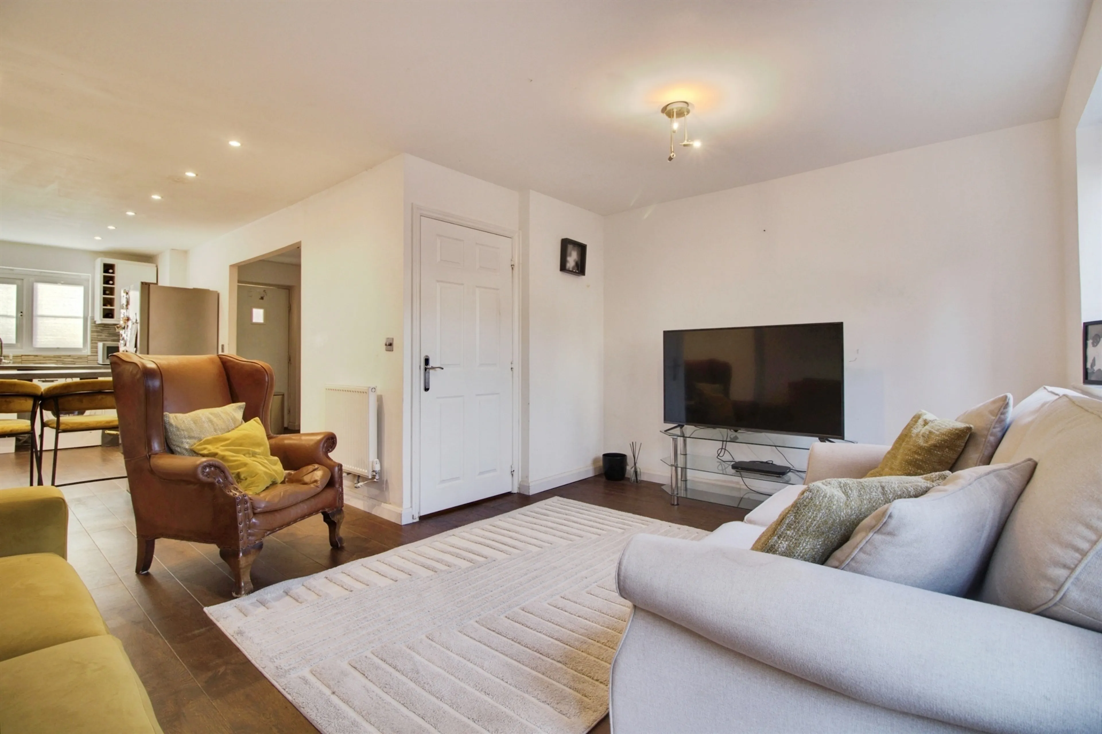 Property at Eddington Crescent, WELWYN GARDEN CITY