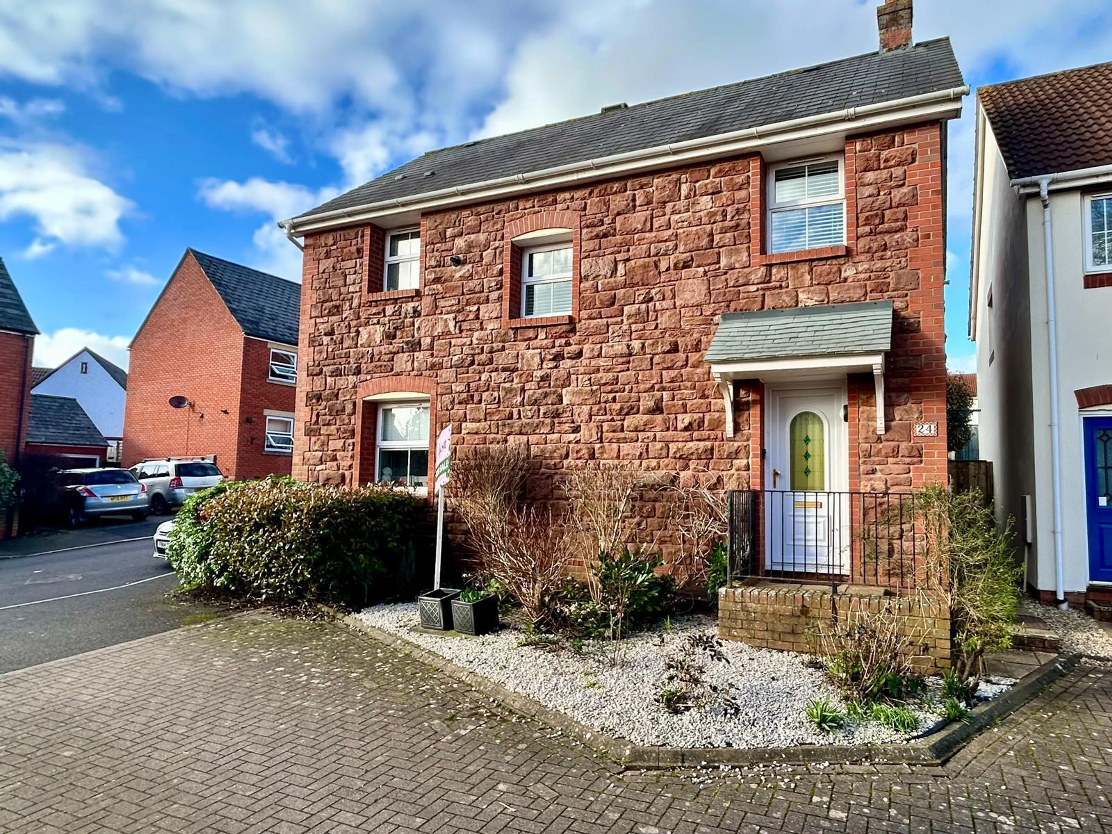 Property photo 0