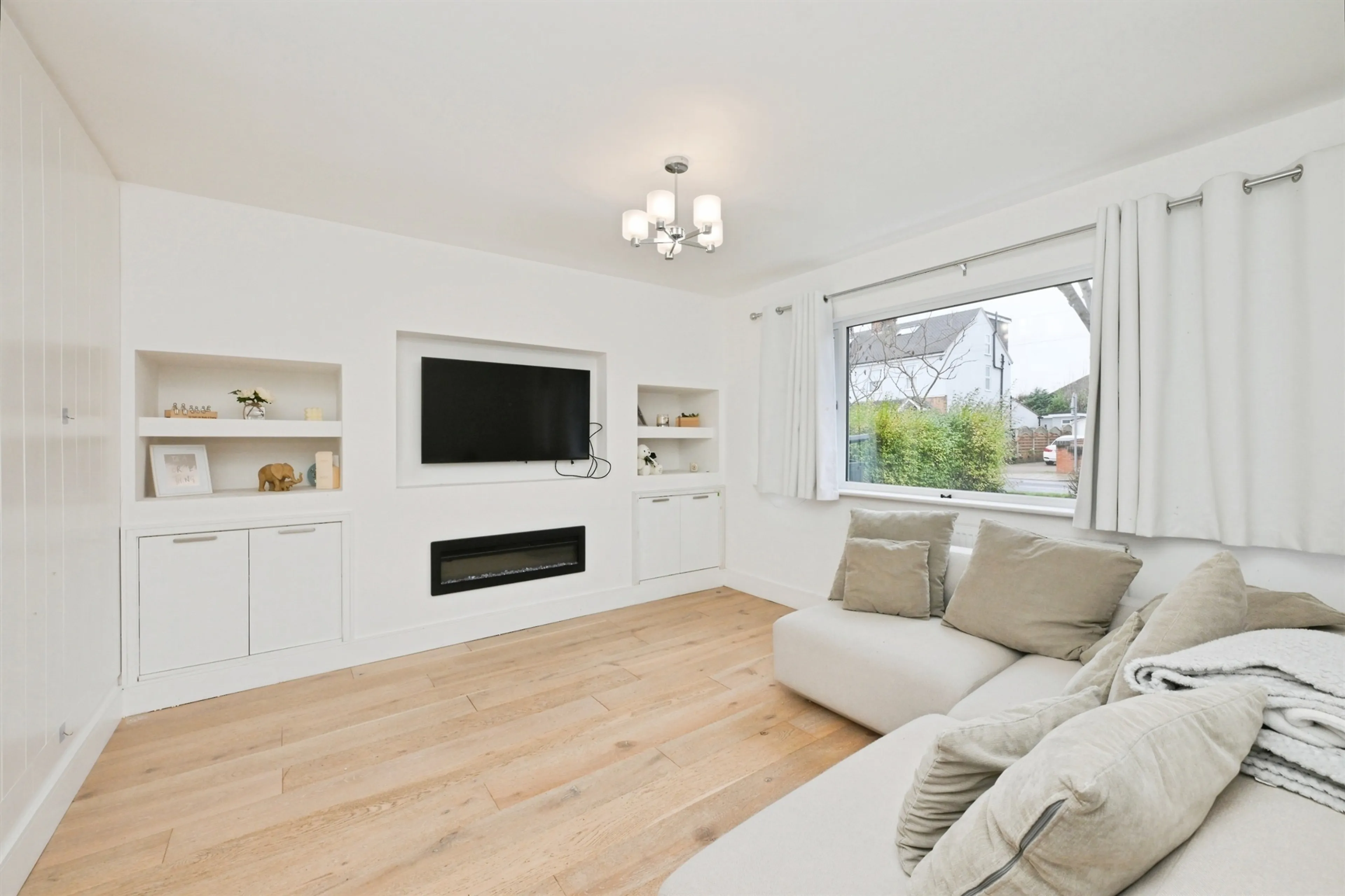 Property at Walton Road, HODDESDON
