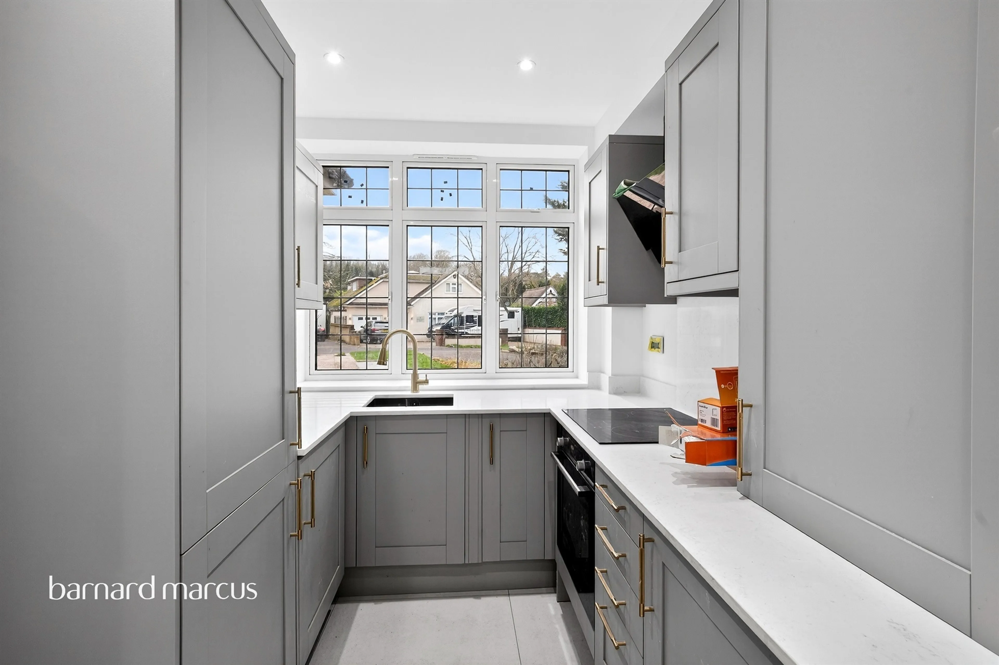 Property at Kingswood Way, South Croydon