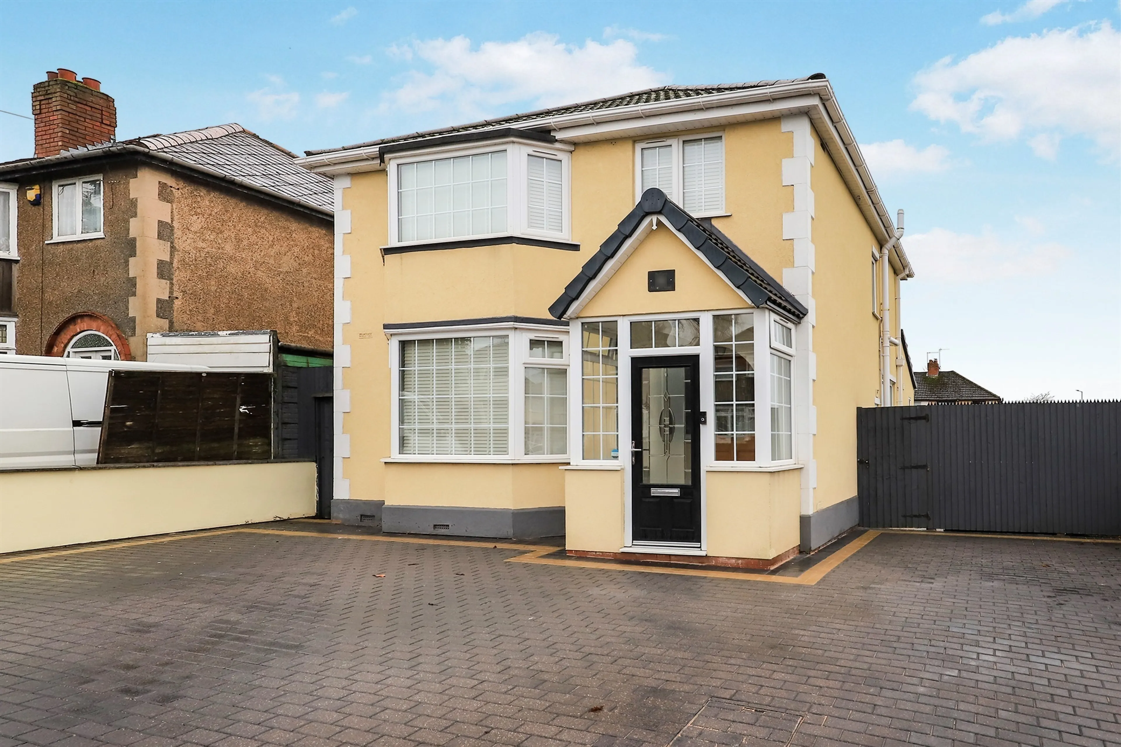 Property photo 0