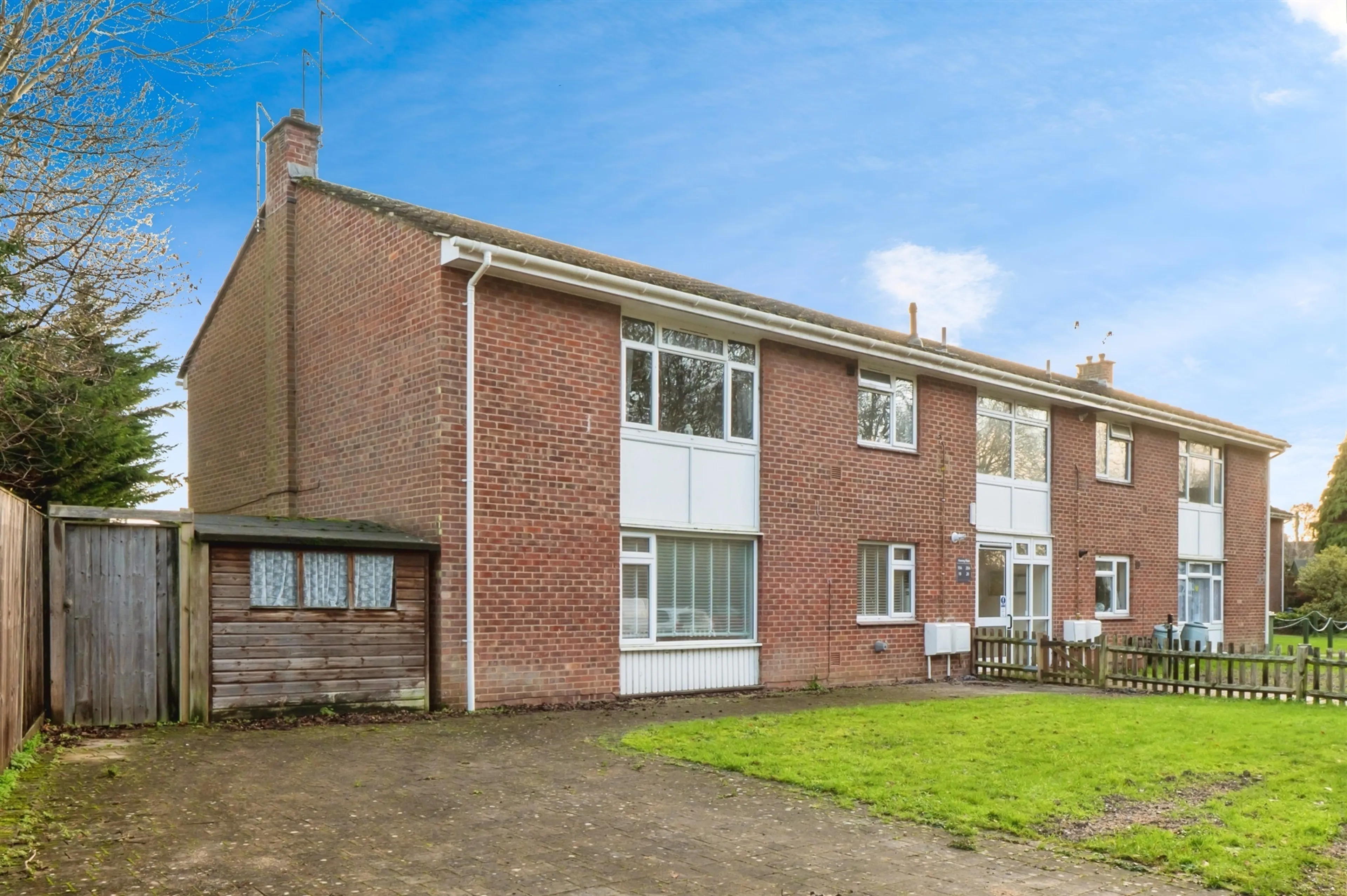 Property photo 0