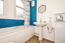 Farncombe Road, Worthing