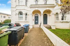 Farncombe Road, Worthing