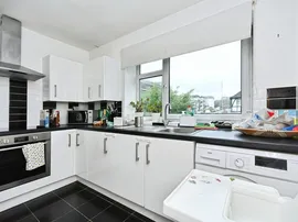 Holland Road, Hove thumb 2