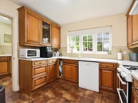 Fawkner Close, Chelmer Village, Chelmsford thumb 3