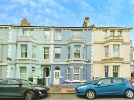 St. Aubyns Road, Eastbourne thumb 2