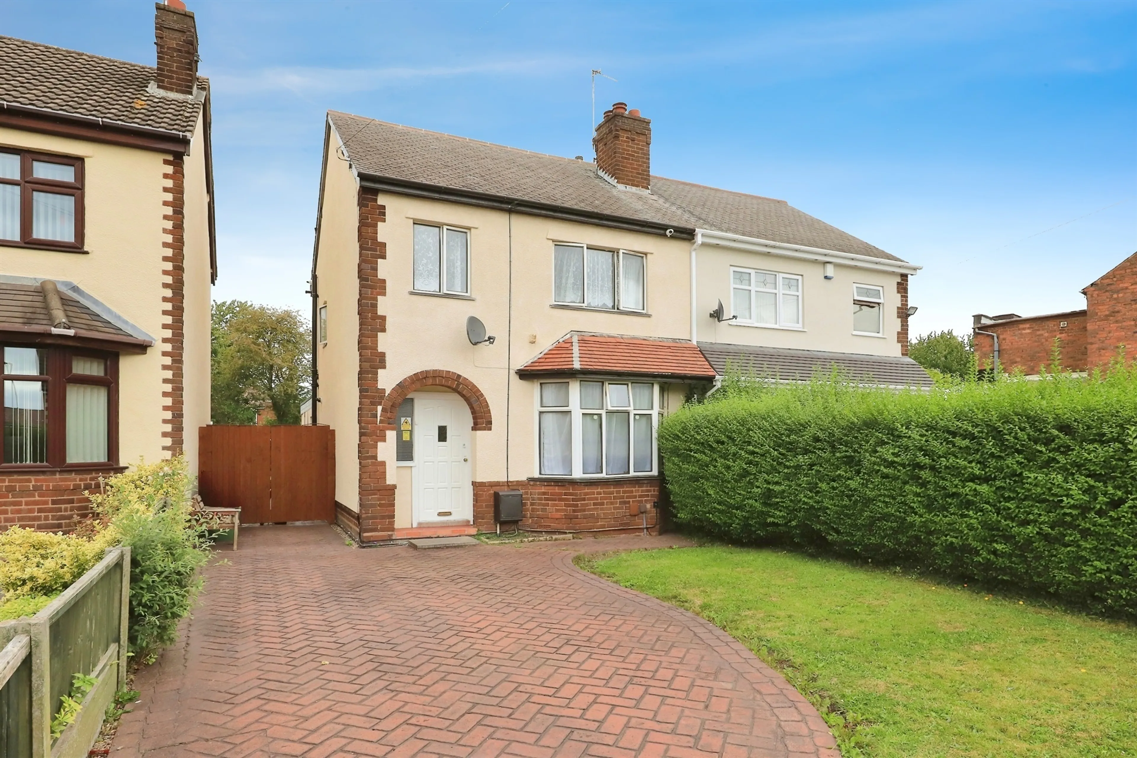 Property photo 0
