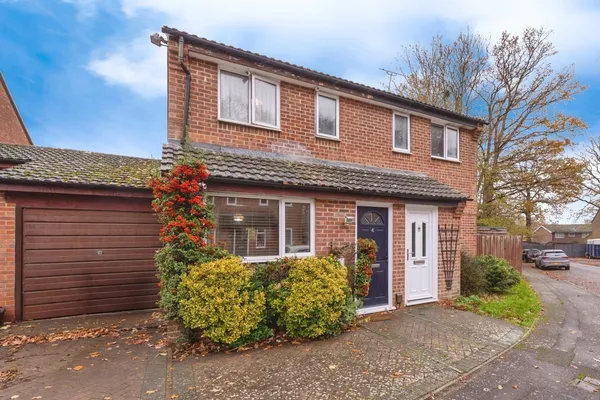 Holst Way, Waterlooville, Hampshire, PO7