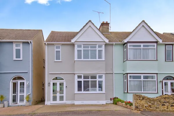 Southchurch Avenue, Shoeburyness, Sou..., Southend-on-Sea