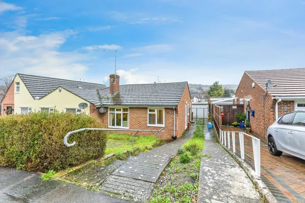 Woodhurst Close, Cuxton, Rochester, K...