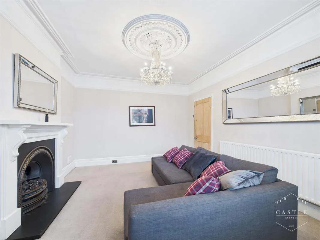 Mount Road, Hinckley