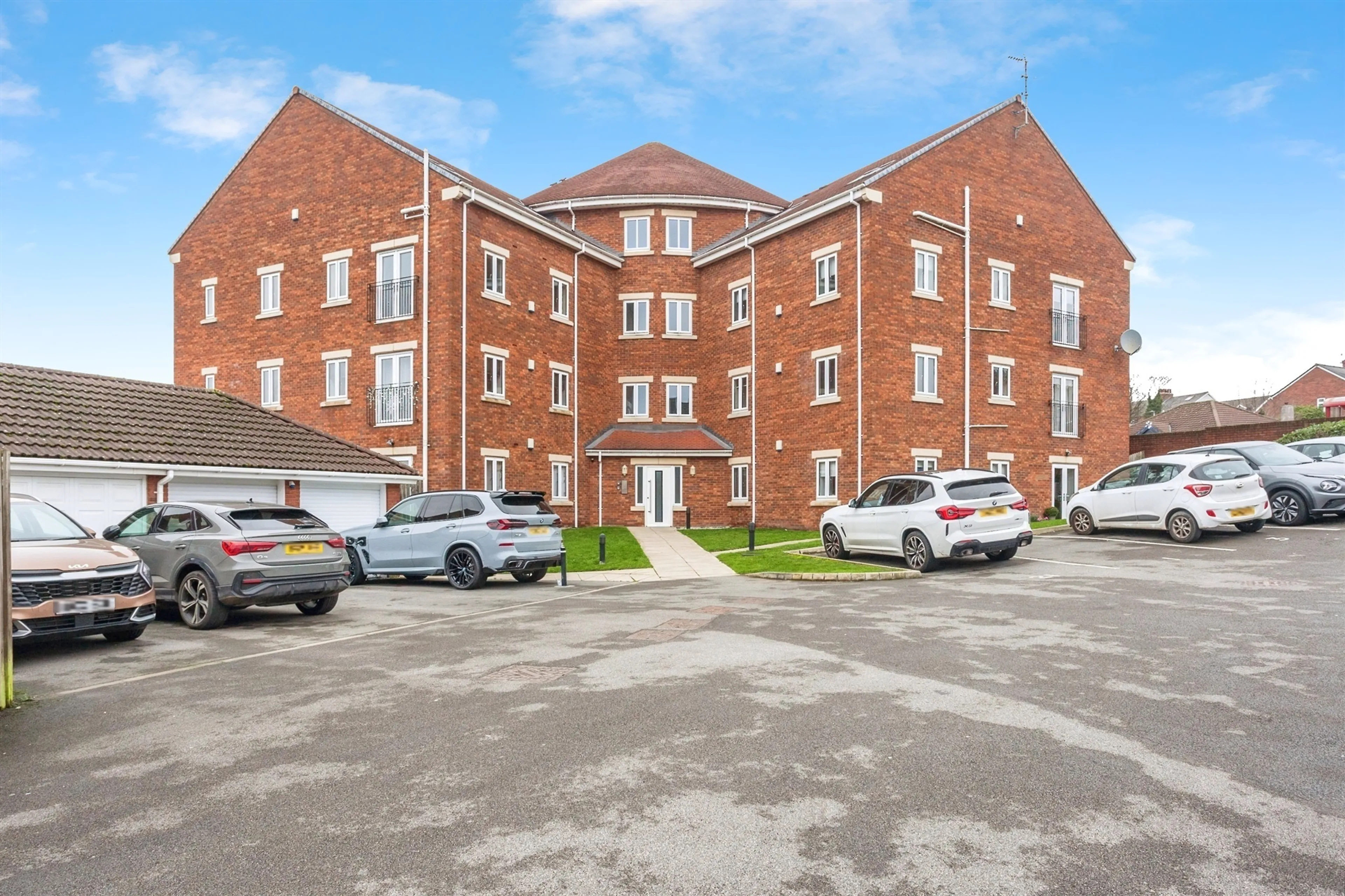 Property photo 0