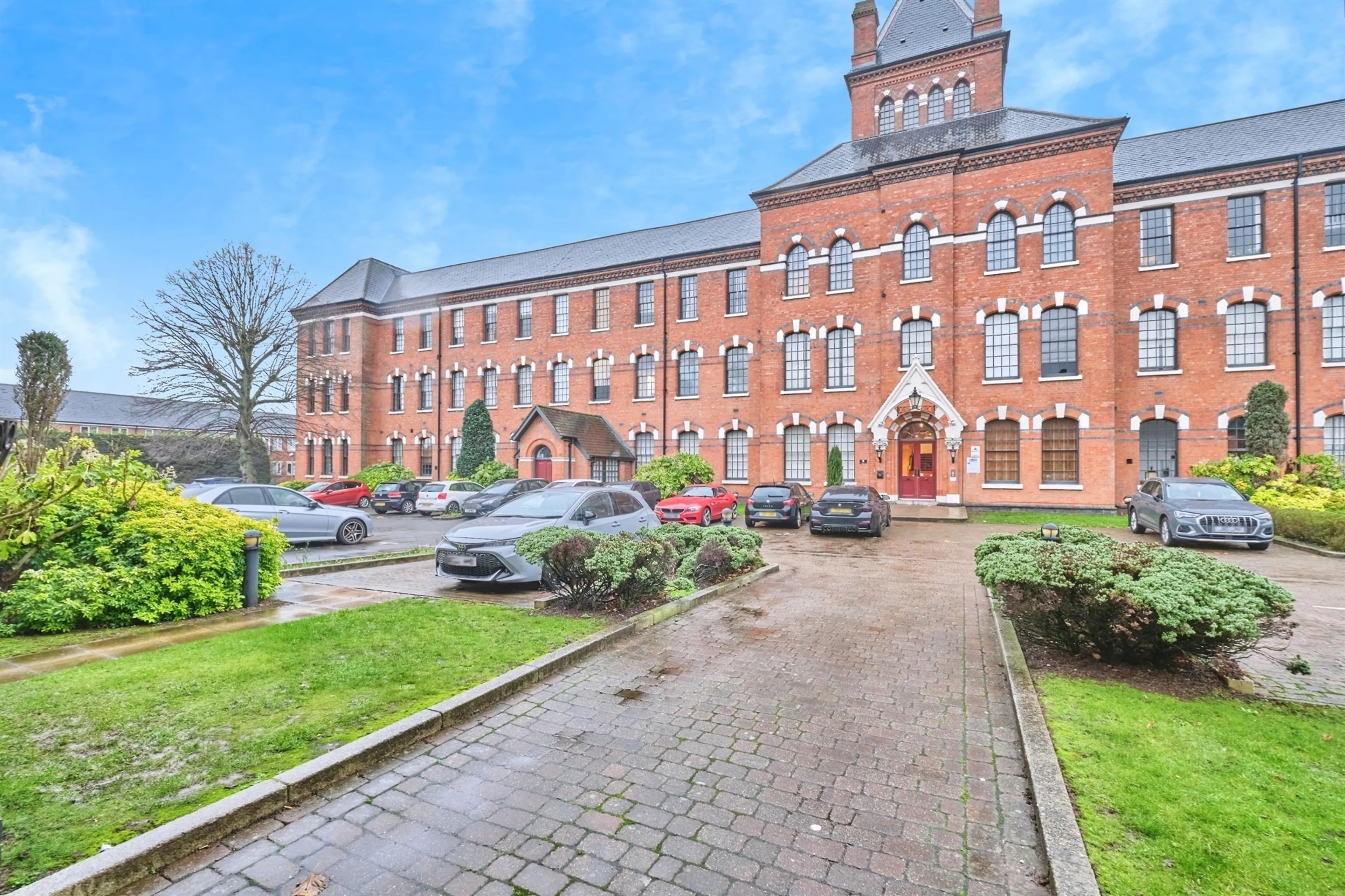 Property photo 0