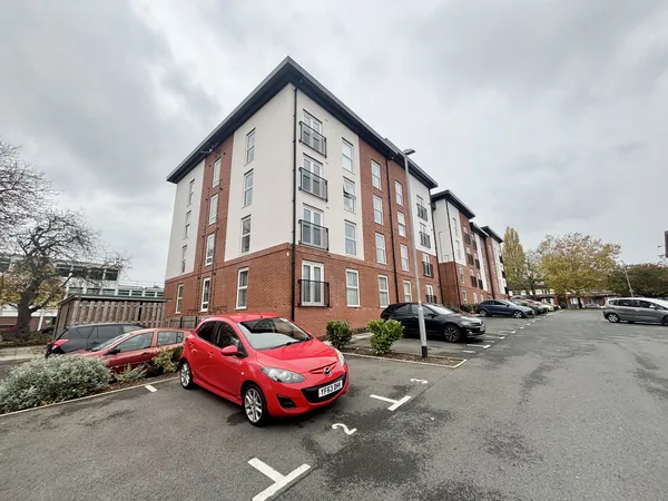 Crouch Court, Tanners way, B29