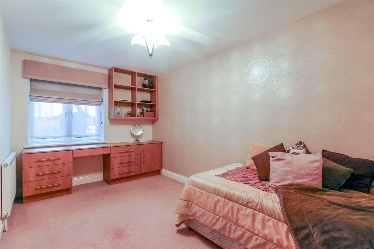 Slades Hill, Enfield, Middlesex, EN2