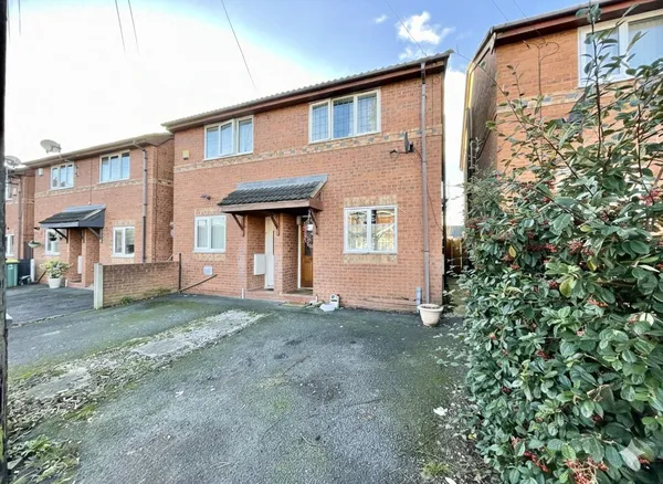 Shelley Mews, Ashton-on-Ribble, Prest...