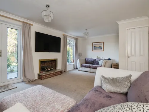 Gatcombe Gardens, West End, Southamptonphoto