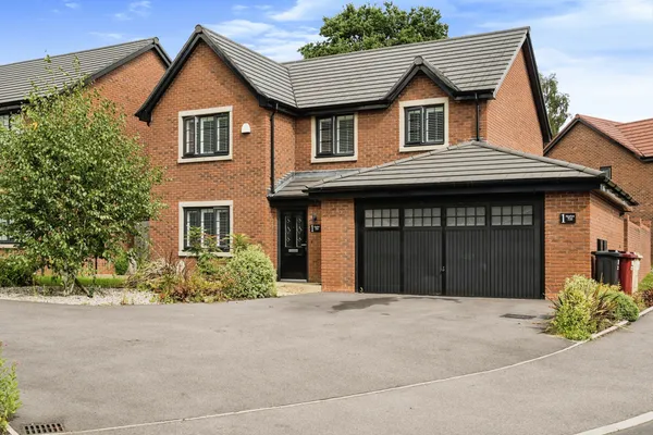 Hewlett Way, Westhoughton, Bolton, Gr...
