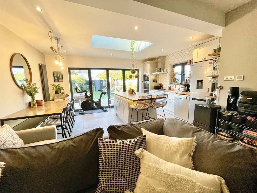 Edinburgh Avenue, Leigh-on-Sea, Essex, SS9
