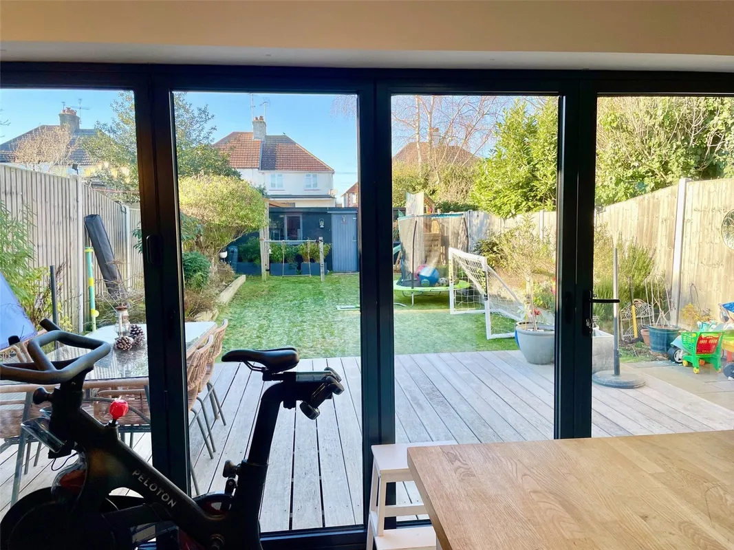 Edinburgh Avenue, Leigh-on-Sea, Essex, SS9
