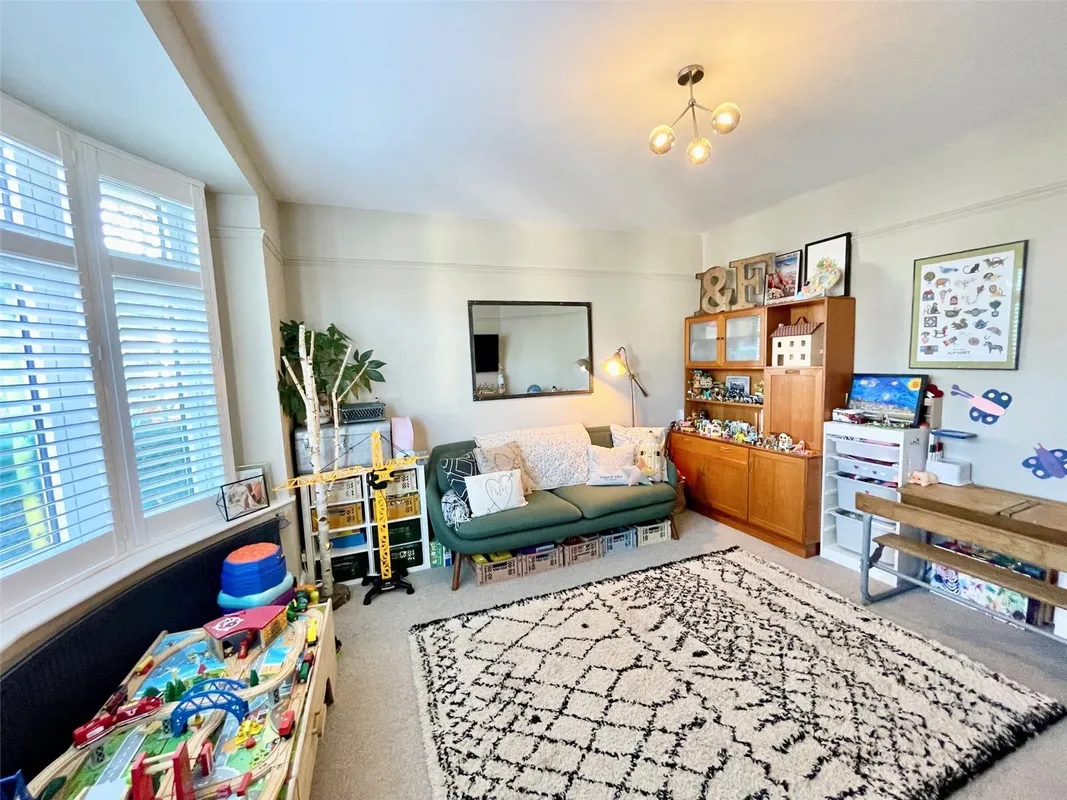 Edinburgh Avenue, Leigh-on-Sea, Essex, SS9