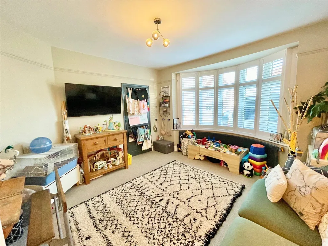 Edinburgh Avenue, Leigh-on-Sea, Essex, SS9