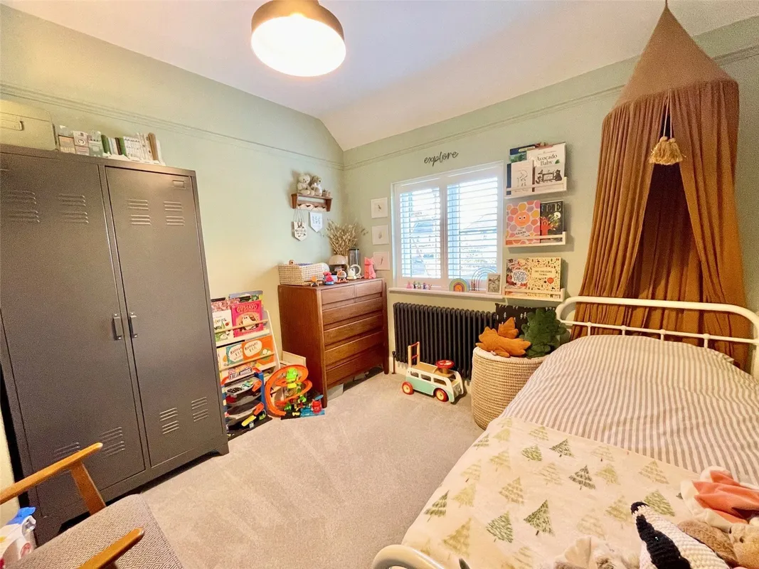 Edinburgh Avenue, Leigh-on-Sea, Essex, SS9