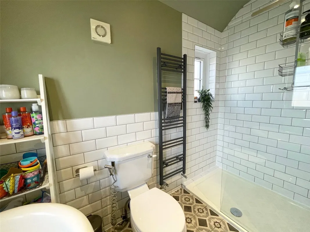 Edinburgh Avenue, Leigh-on-Sea, Essex, SS9