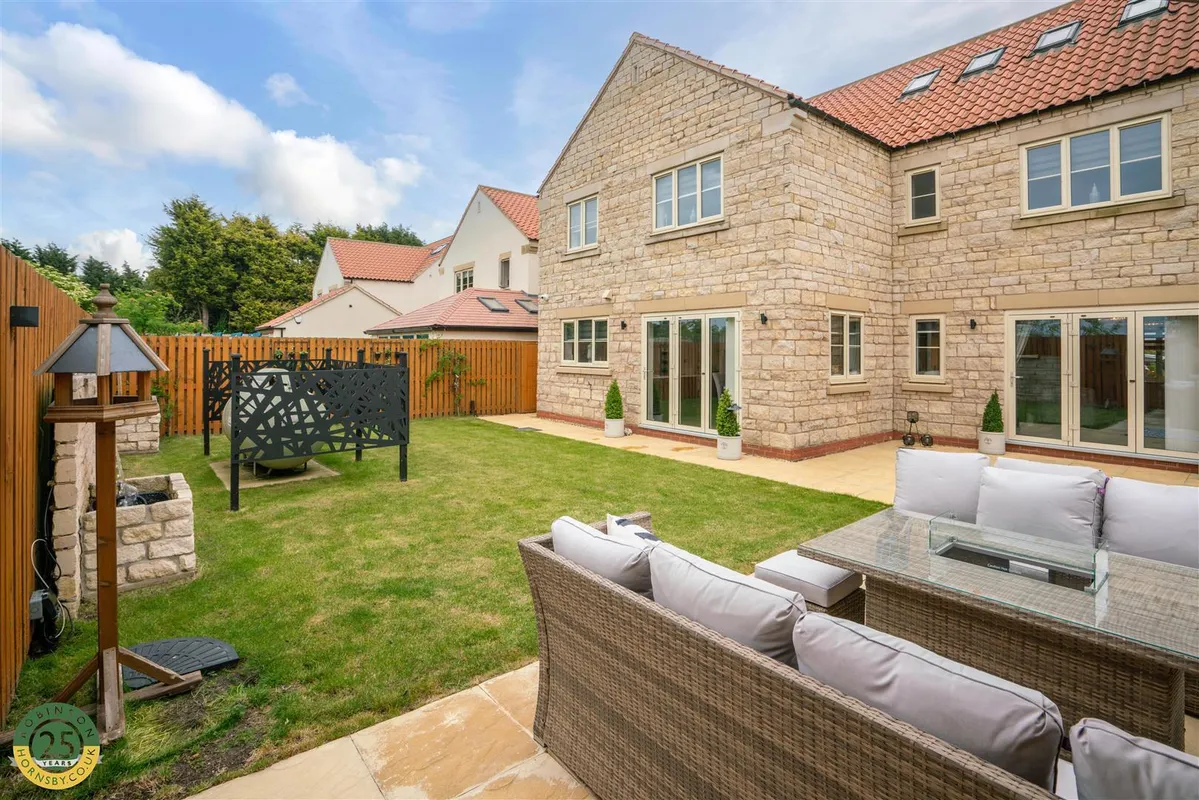 Barnsley Road, Marr, Doncaster
