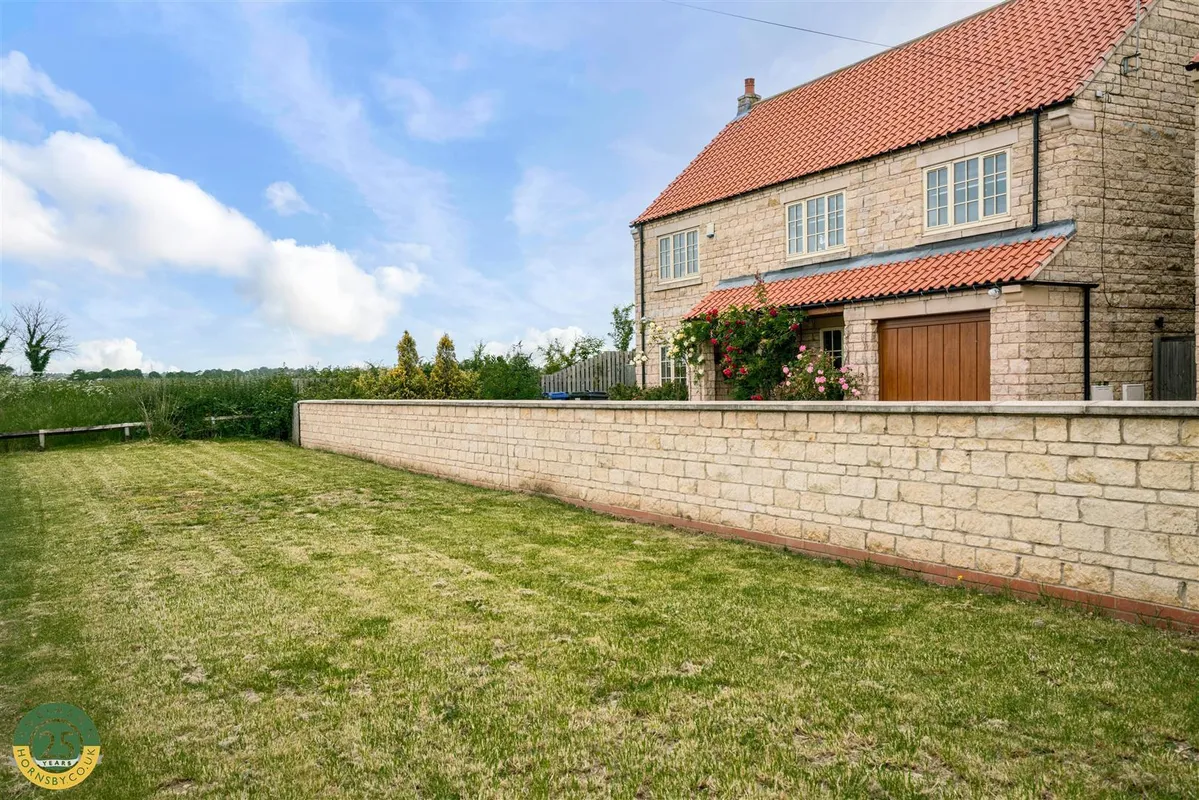Barnsley Road, Marr, Doncaster