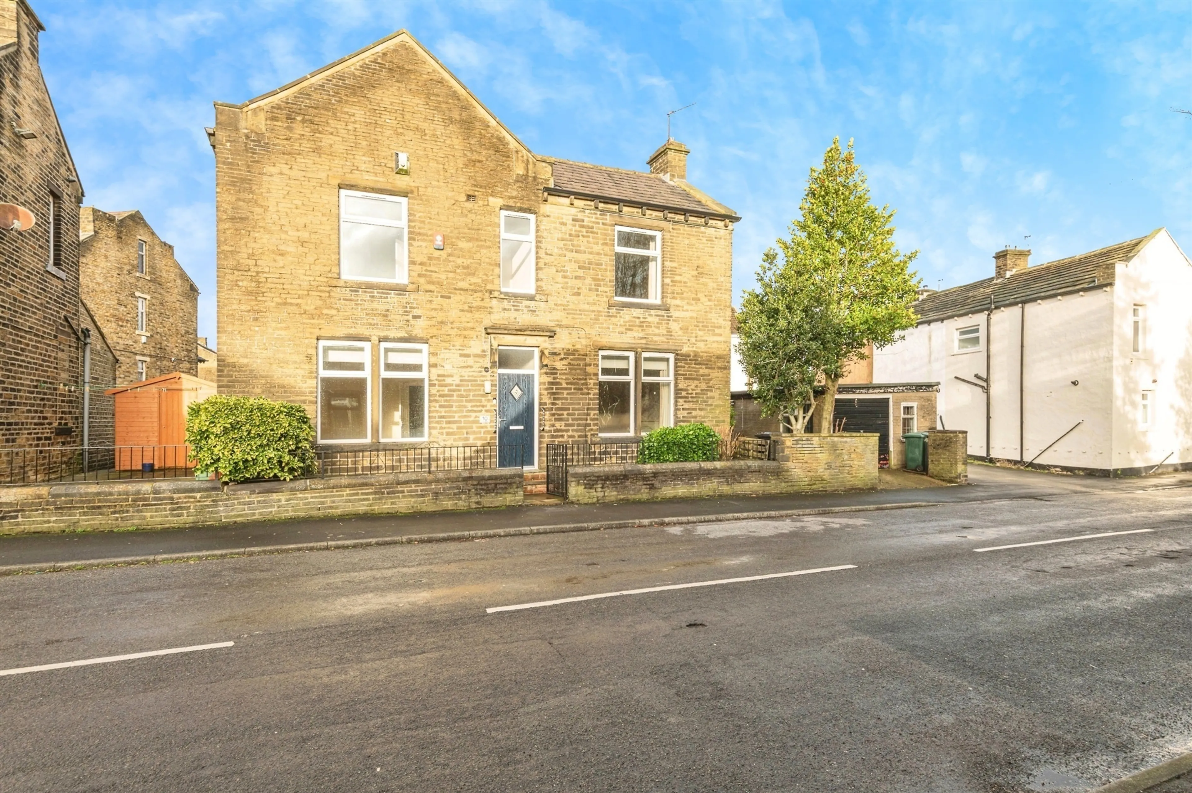 Property at Thorncroft Road, Bradford