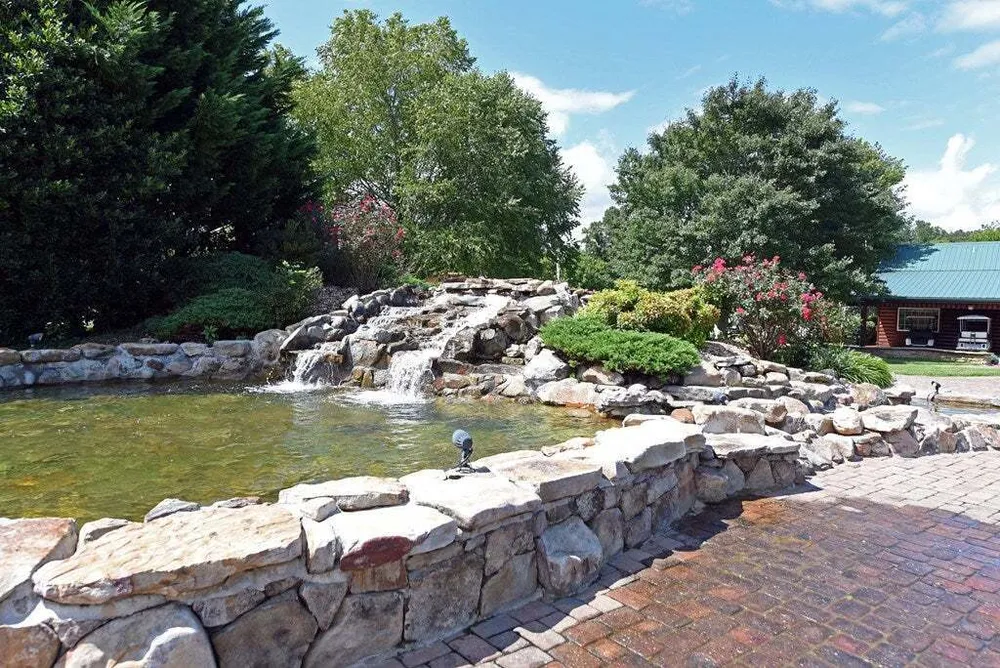 57 Mountain Lake Blvd, Blairsville, GA 30512