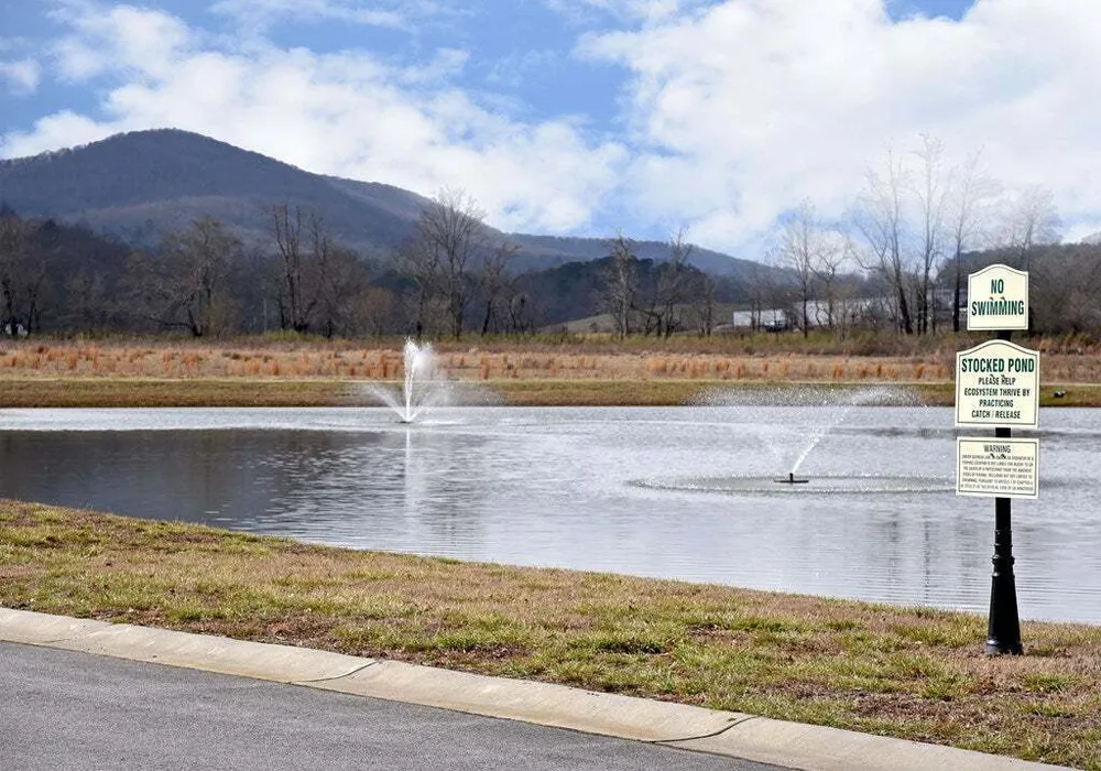 57 Mountain Lake Blvd, Blairsville, GA 30512