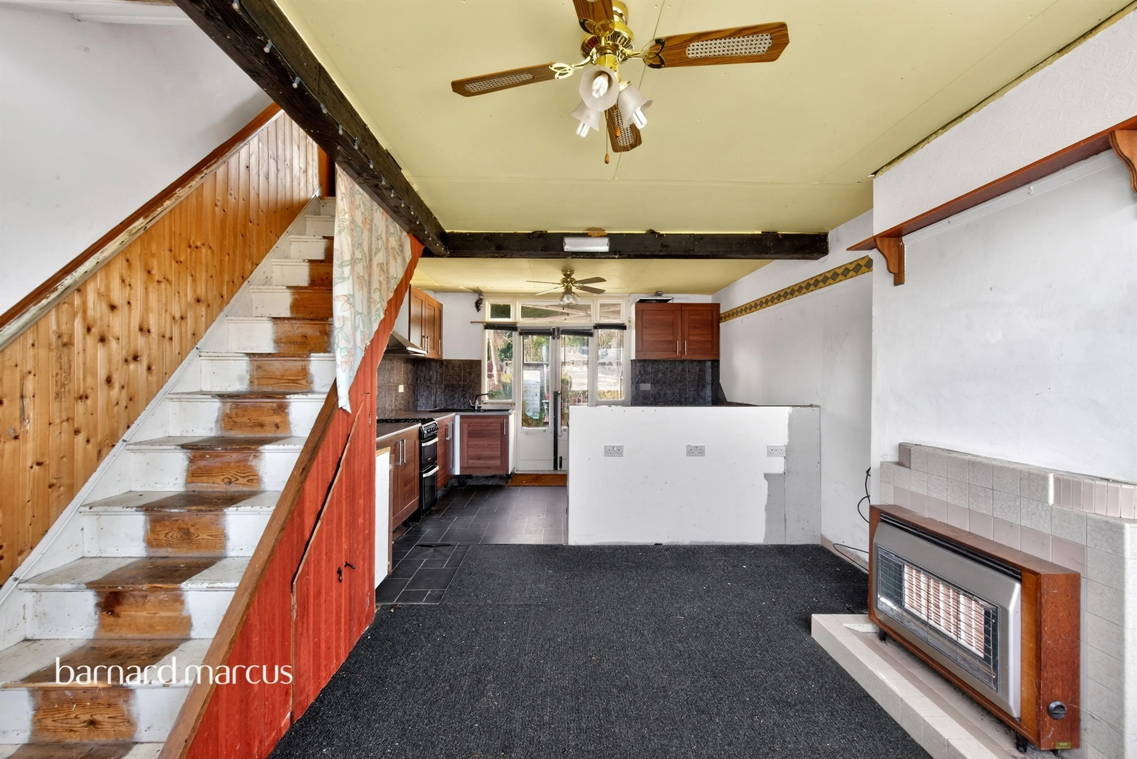 Property at Hounslow Road, Hanworth, Feltham