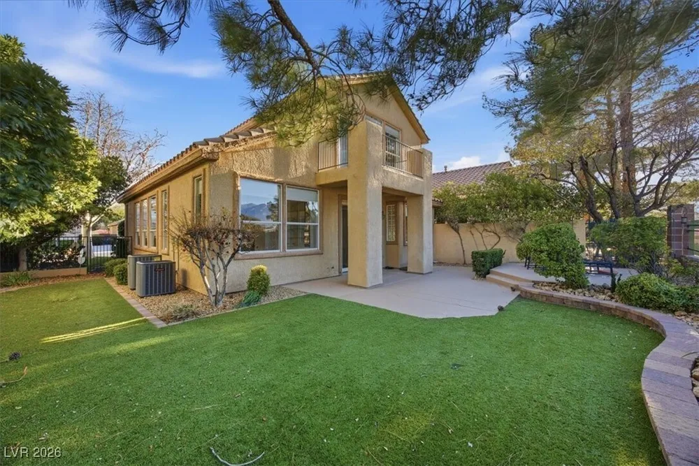 1333 Fox Acres Dr, Las Vegas, NV 89134