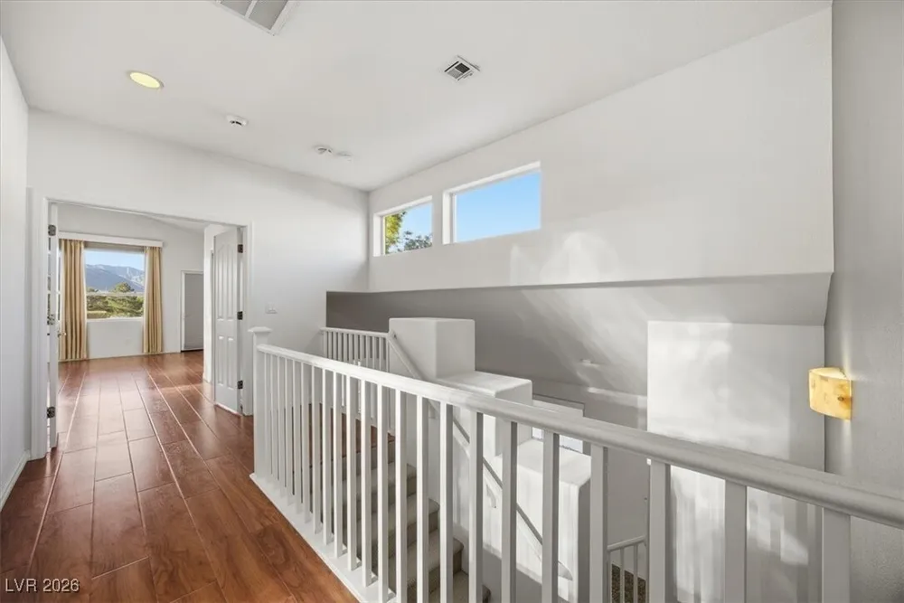 1333 Fox Acres Dr, Las Vegas, NV 89134