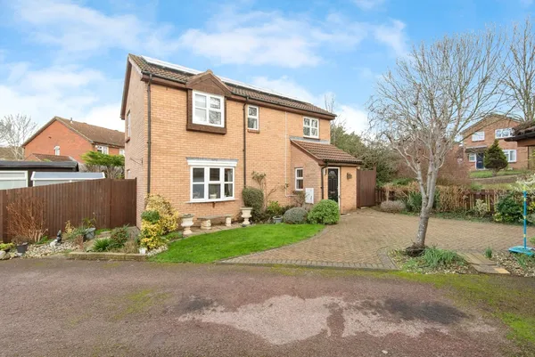 Sanderling Close, Letchworth Garden C...